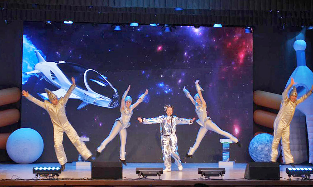 «Космо Шоу»